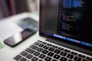 【コードコピペ可】cssで要素の横幅を100%表示する方法を紹介します！